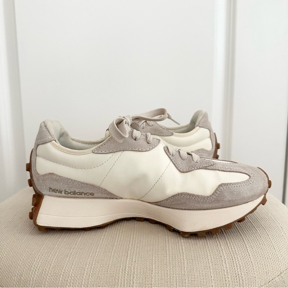 New Balance Women's & Men’s 327 Logo Pop Casual Sneakers - Picture 8 of 15